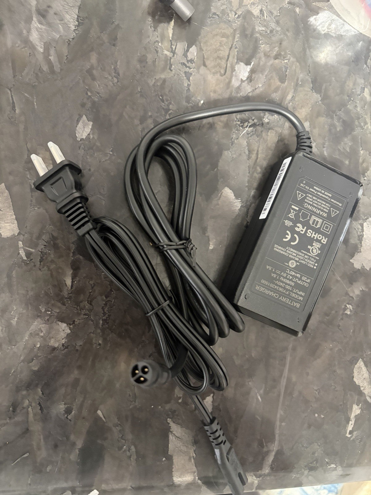 HLYZ R1/R1 Pro Spare Part - 42V 1.5A 3pin Special Port HLYZ Charger